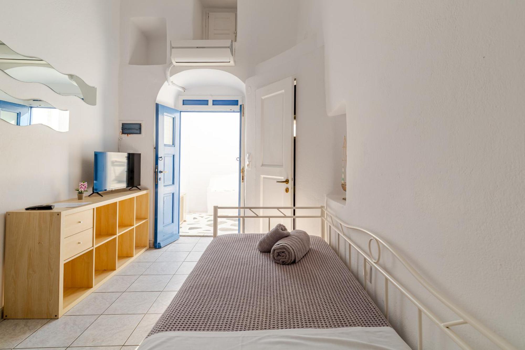 Elenitas Town House With Veranda And Sea View Mykonos Town Exterior foto